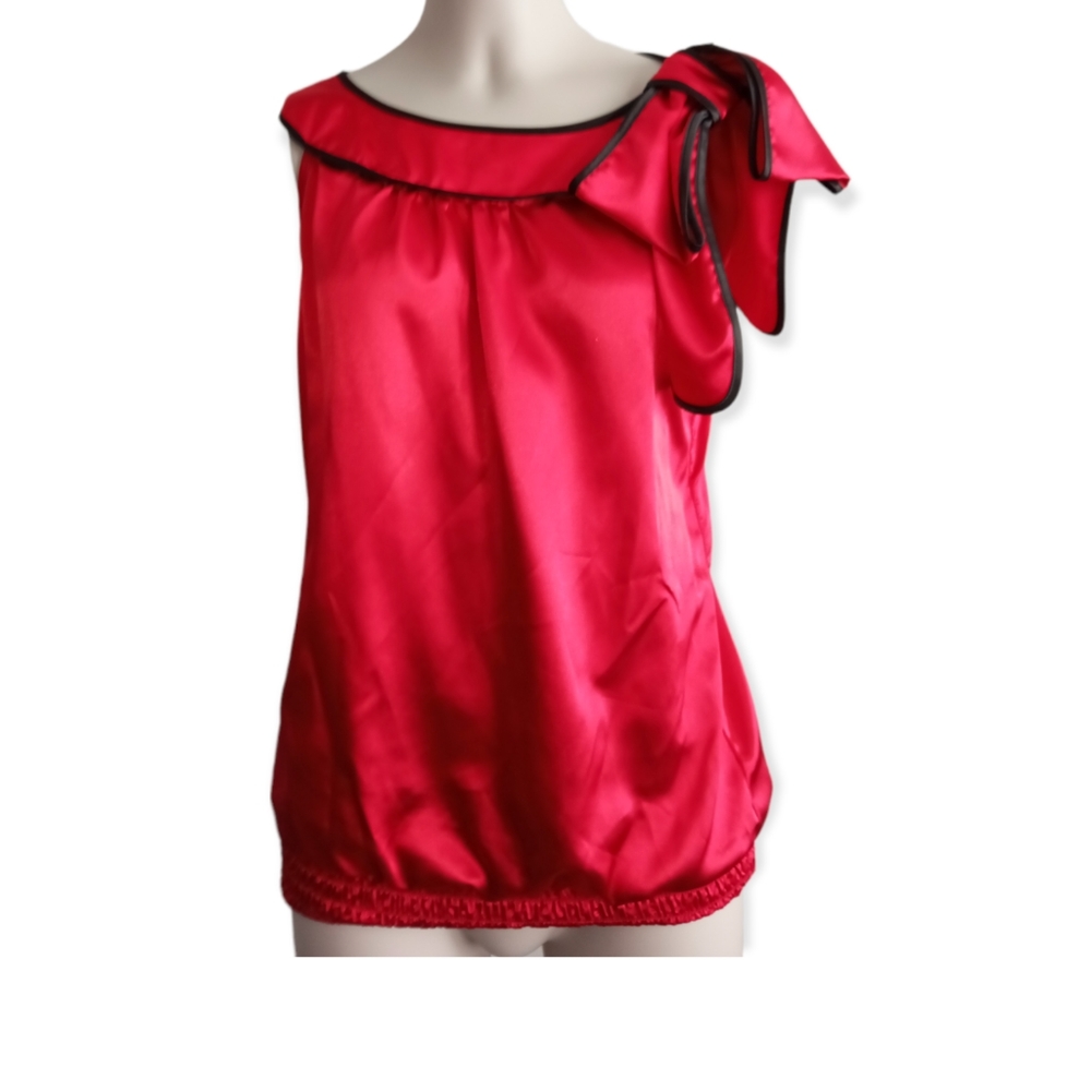 Iz byer Red satin top with statement bow size small